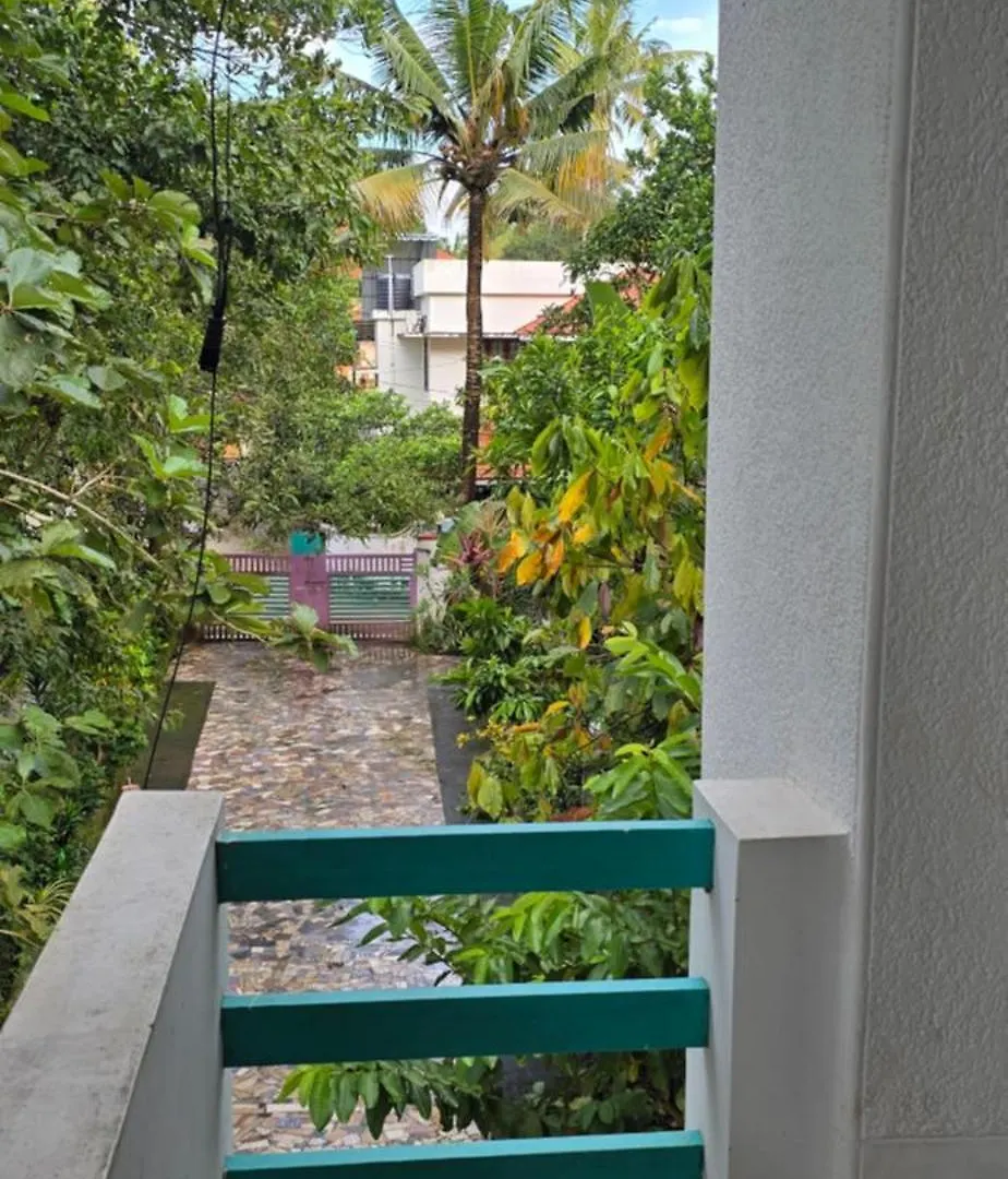 Villagio Varkala 0*,  India